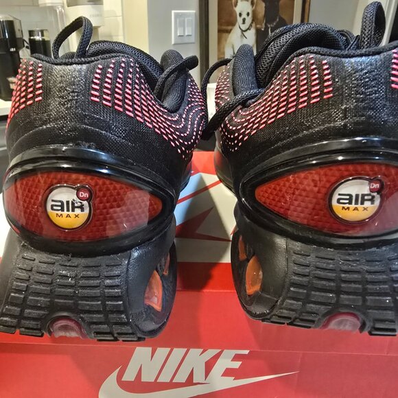Nike Air Max DN Running Shoes Black / Red Mens Sneake Sz 11 HV5235 002 NEW - Picture 7 of 16
